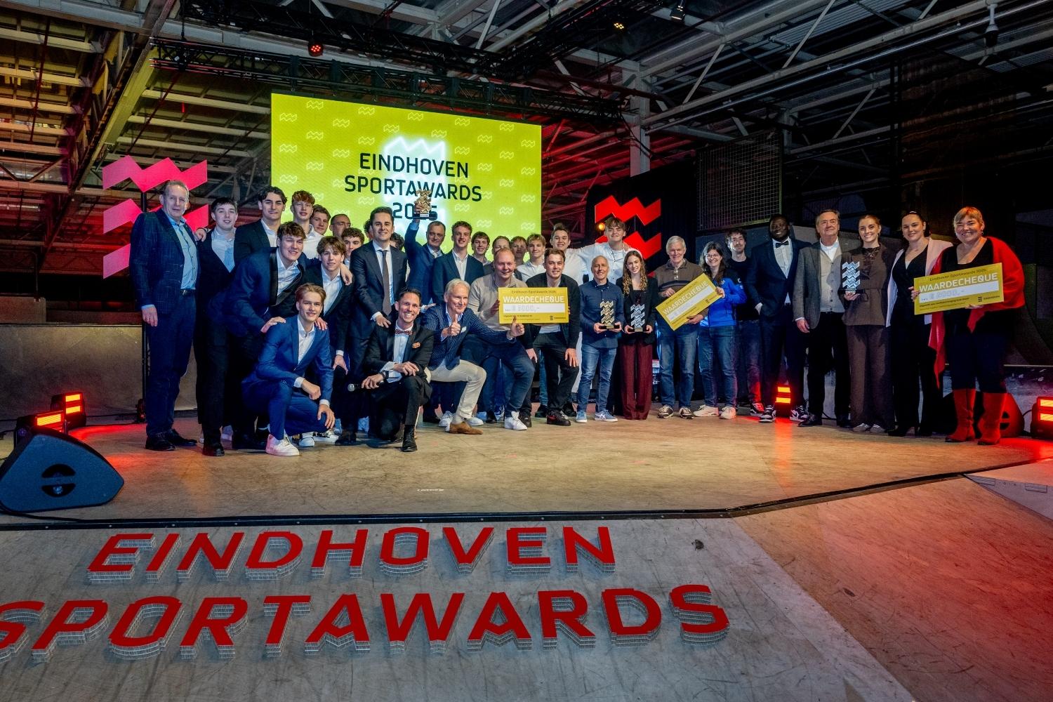 FC Eindhoven AV wint Maatschappelijke Impact Award!
